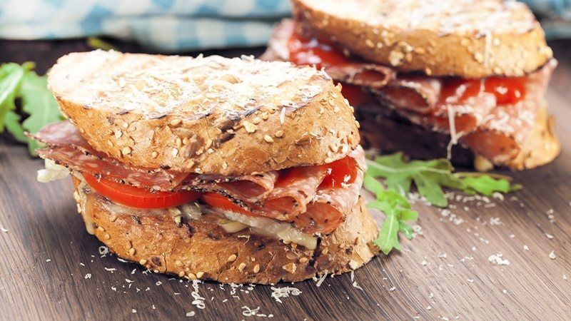 Panini Farciti: 10 Idee Golose Per Uno Spuntino Fatto In Casa | Levoni